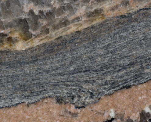 Granit Magma Bordeaux